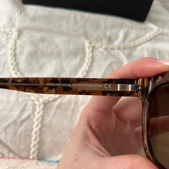 Maui Jim “honey girl” sunglasses - Picture 4 of 8